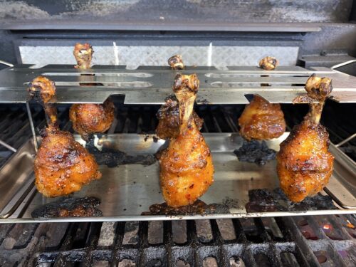 Scharfe Asia Chicken Lollipops mit Sesam vom Grill-Jens Outside Cooking