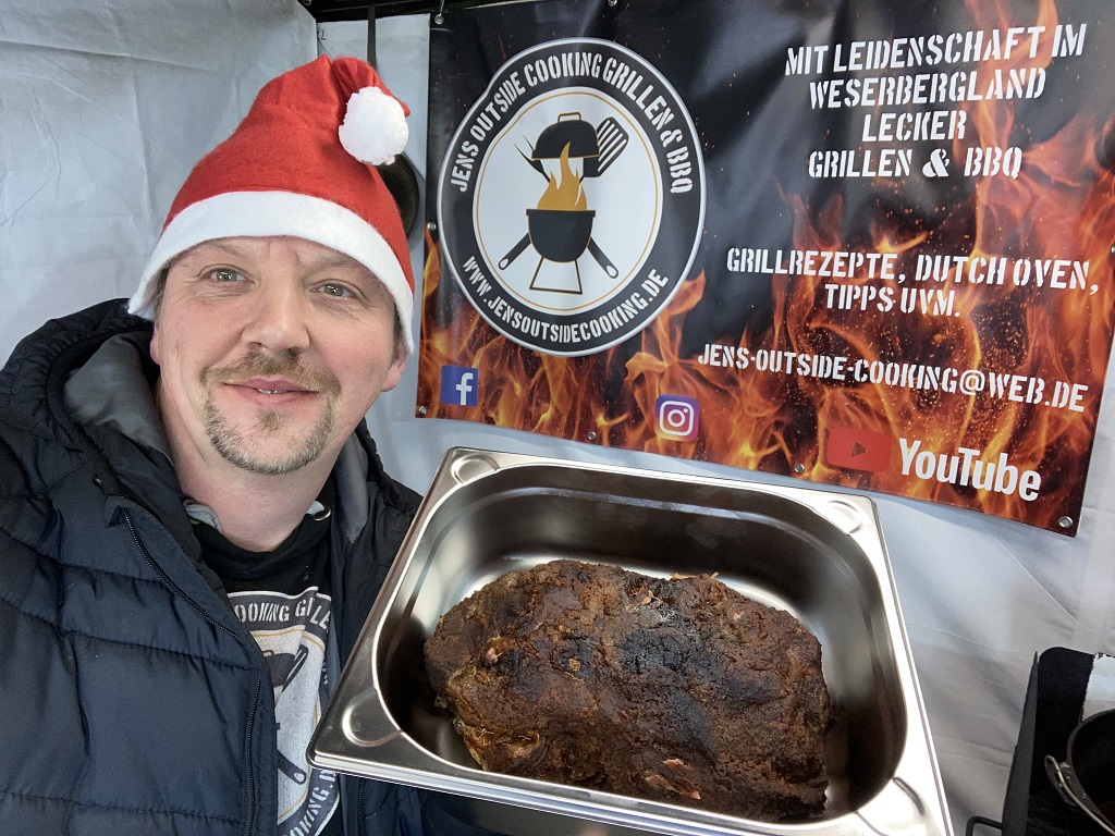 Weihnachtliches Pulled Pork aus dem Gassmoker und Dutch Oven | Saftig und lecker